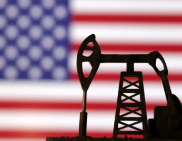 امریکی خام تیل کی قیمت 98 ڈالر فی بیرل تک جا پہنچی