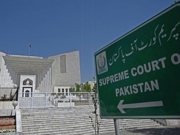 سپریم کورٹ نے مبینہ طور پر بیٹے کو زہر دے کر قتل کرنے والے والد کو بری کر دیا