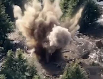 پاک فوج نے تازہ کارروائیوں میں قندھار میں ایک سرنگ اور چترال سیکٹر میں واقع بادینی چیک پوسٹ تباہ کردی