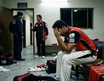 آئی پی ایل; بھارتی کھلاڑی کی ڈریسنگ روم میں شرمناک حرکت، جیل جانے کا امکان