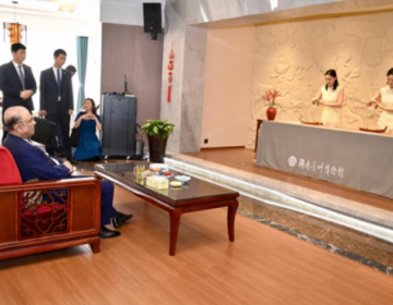 آصف زرداری کا چین کے صوبے حنان کے شہر چانگشا میں سانی ہیوی انڈسٹری کا دورہ