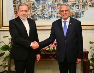 اسحاق ڈار کا ایرانی وزیر خارجہ عباس عراقچی سے رابطہ