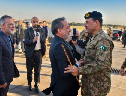 امریکا ایران مذاکرات بچانے کیلئے فیلڈ مارشل عاصم منیر غیر معمولی کردار ادا کررہے ہیں، فنانشل ٹائمز