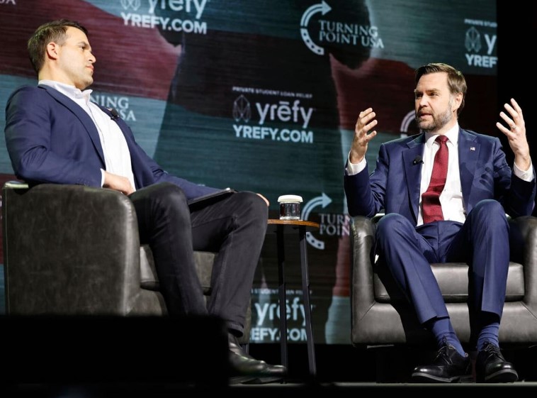 ایران سے دہائیوں پر محیط بداعتمادی فوری ختم نہیں ہو سکتی، جے ڈی وینس