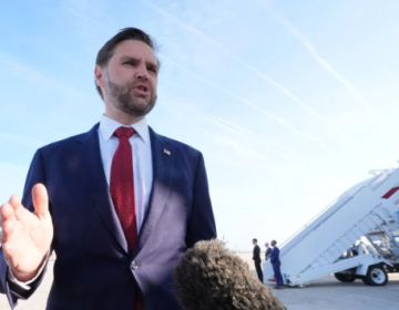 ایران نے مذاکرات میں دھوکا دیا تو امریکا مثبت ردعمل نہیں دے گا، امریکی نائب صدر