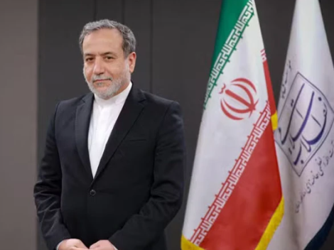 ایران کا تمام ممالک کے تجارتی جہازوں کیلیے آبنائے ہرمز کھولنے کا اعلان