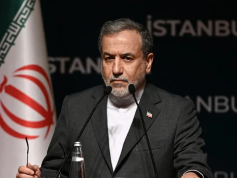 ایرانی وزیر خارجہ ایک بار پھر اسلام آباد پہنچ گئے