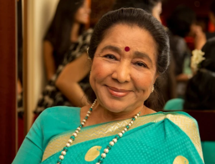 بھارتی گلوکارہ آشا بھوسلے دل کا دورہ پڑنے سے انتقال کر گئیں