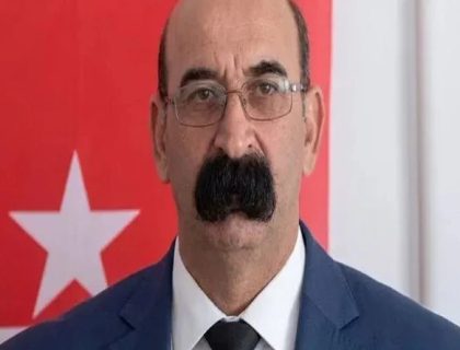 ترک سیاستدان کی موچھوں کے دنیا بھر میں چرچے!