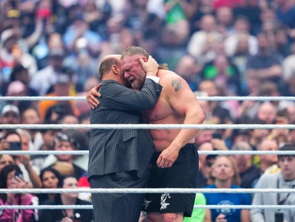 جان سینا کے بعد ایک اور معروف ریسلر ڈبلیو ڈبلیو ای سے ریٹائر ہوگئے