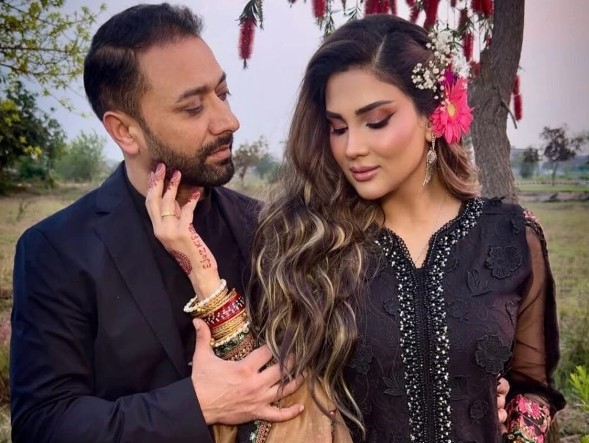 فضا علی کے تیسرے شوہر کون ہیں؟ تفصیلات سامنے آگئیں