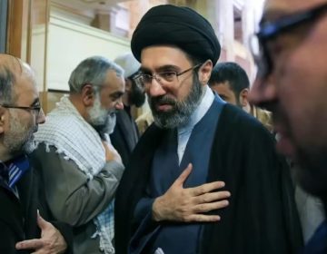 امریکا روز بروز اپنی حیثیت کھوتا جارہا ہے، ایرانی سپریم لیڈر