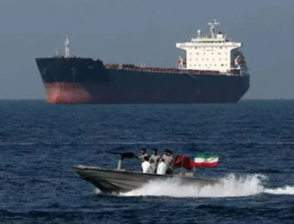 ایران نے خلیج فارس میں غیرملکی آئل ٹینکر قبضے میں لے لیا