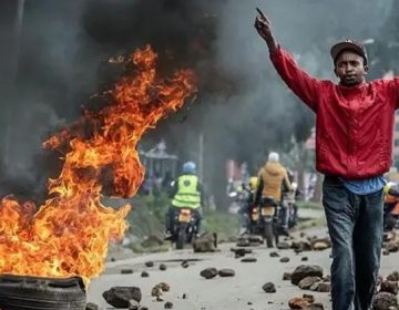 کینیا؛ پٹرول مہنگا کرنے کے خلاف پرتشدد مظاہرے، 4 افراد ہلاک، 30 زخمی