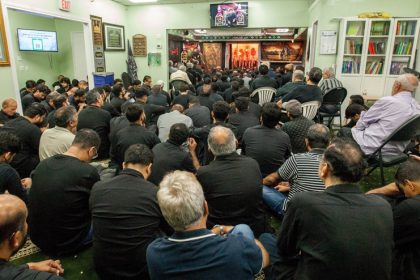 ہیوسٹن میں سیدالشہدا امام حسین ؑ اورشہدائے کربلاکی یادمیں مرکزی جلوس عزا کاانعقاد ،سالہائے گزشتہ کی طرح یہ جلوس ڈائون ٹائون میں انجمن پاسبان عزا کے زیرااہتمام نکالاگیا،ہزاروں اہلیان ہیوسٹن نے شرکت کی(تصویری جھلکیاں) (تصاویر بشکریہ حید ر عباس )