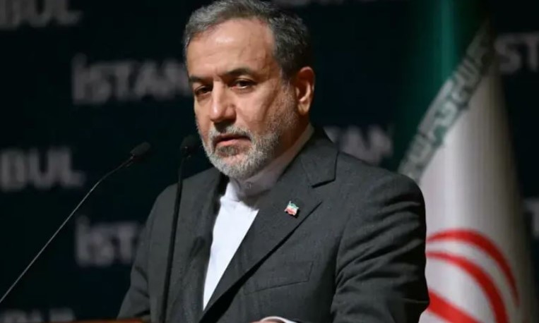 ایران اور امریکا کے درمیان سفارتی رابطے ختم نہیں ہوئے، عباس عراقچی نے تصدیق کردی