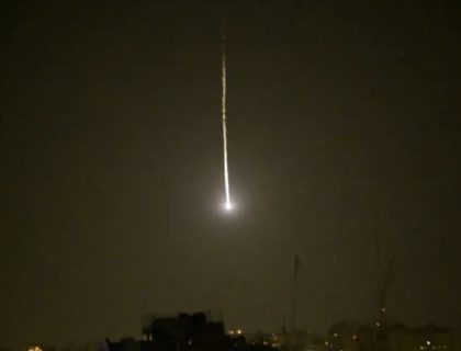 ایران کا بڑا جوابی وار! امریکی اڈوں پر میزائل حملوں کی ویڈیو منظر عام پر آگئی