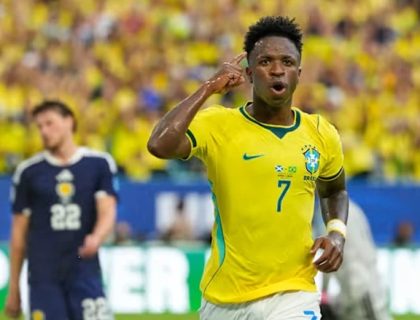 فیفا ورلڈ کپ، برازیل نے اسکاٹ لینڈ کو 3-0 سے روند ڈالا
