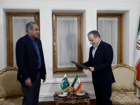 محسن نقوی کی عباس عراقچی سے ملاقات