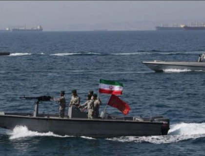 آبنائے ہرمز میں بحری آمدورفت پانچ ہفتوں کی کم ترین سطح پر پہنچ گئی
