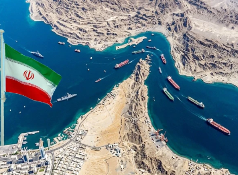 آبنائے ہرمز کے مستقبل کا فیصلہ ایران اور عمان کی مشاورت سے ہونا چاہیے، تہران