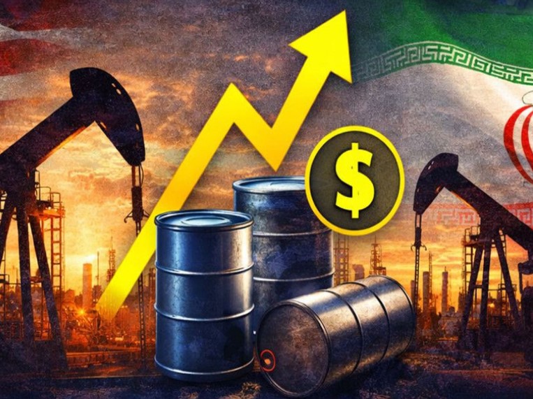 امریکا کے ایران پر نئے حملوں کے بعد ڈالر مضبوط، عالمی منڈی میں تیل کی قیمتوں میں بھی اضافہامریکا کے ایران پر نئے حملوں کے بعد ڈالر مضبوط، عالمی منڈی میں تیل کی قیمتوں میں بھی اضافہ