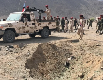 حوثیوں کا یمن کی سعودی نواز حکومت کے فوجیوں پر حملہ
