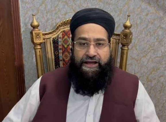 سوشل میڈیا پر قابو پانے کی بھرپور کوشش کر رہے ہیں، مولانا طاہر اشرفی