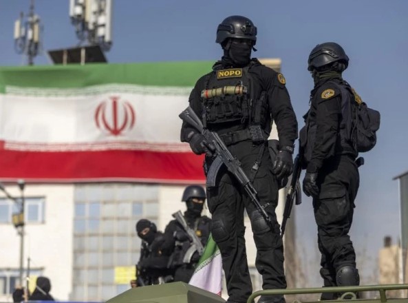 شہید سپریم لیڈر خامنہ ای کی نماز جنازہ اور تدفین سے قبل ایران میں سکیورٹی ہائی الرٹ